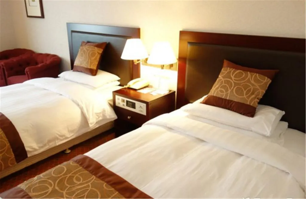 Shanghai International Airport Hotel 4*,  China