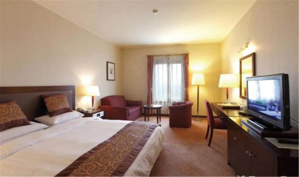 Shanghai International Airport Hotel